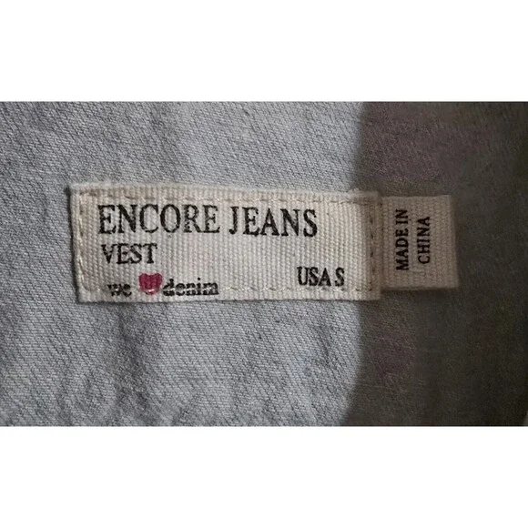 Denim Trucker Style Vest Womens Small Distressed Button Front Sleeveless Y2K New - Picture 8 of 16